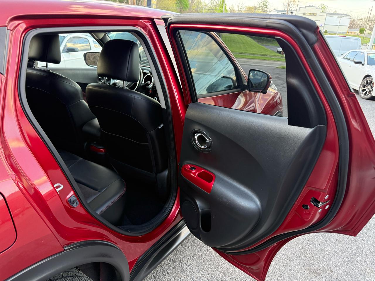 Nissan Juke 5dr Wgn CVT SL AWD 2015