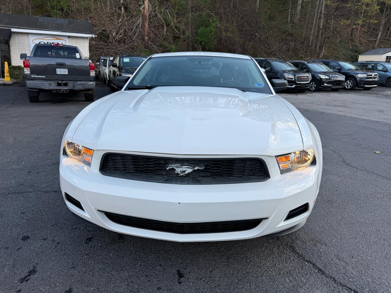 Ford Mustang 2dr Cpe V6 2010