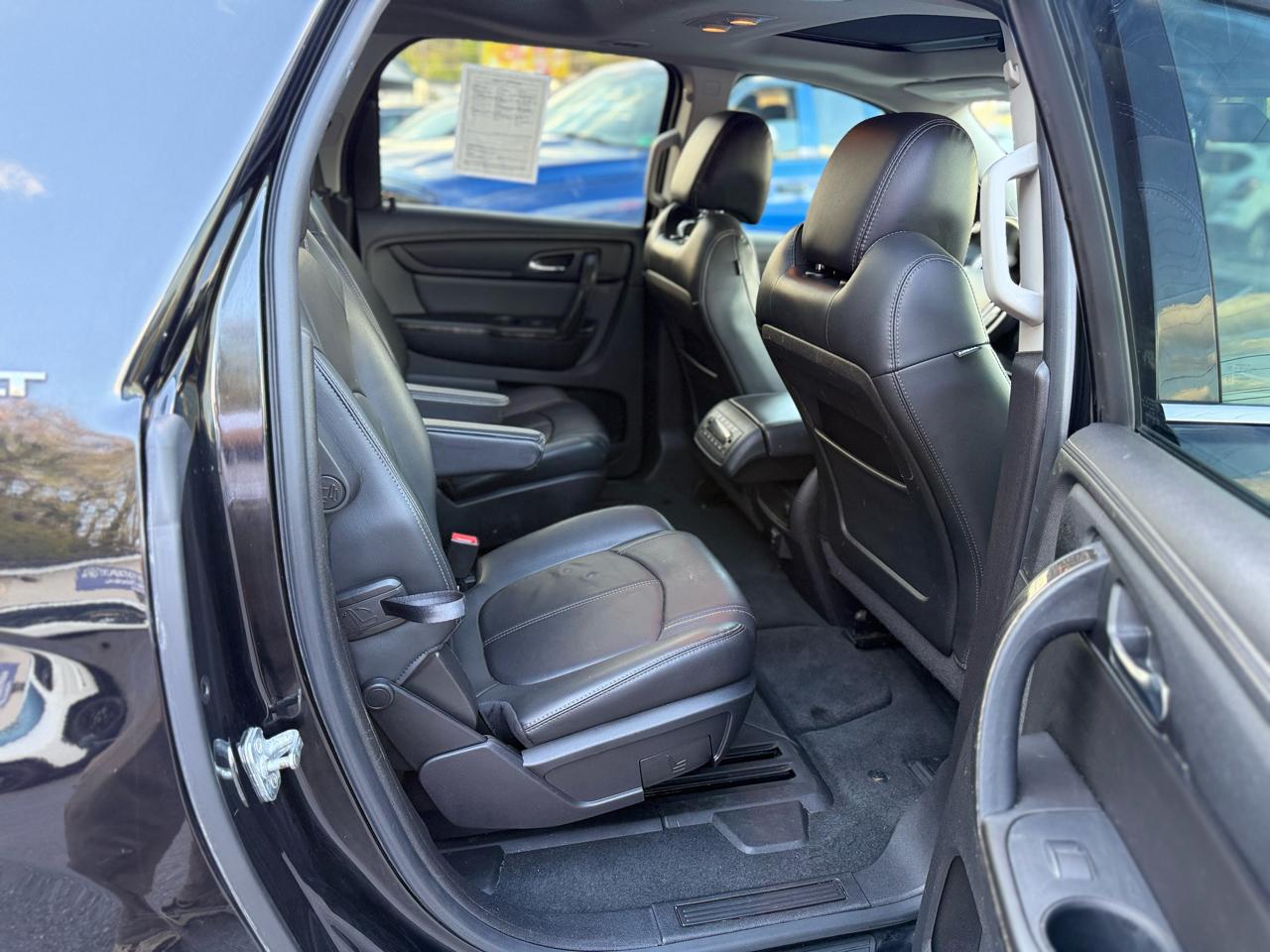 GMC Acadia AWD 4dr SLT w/SLT-1 2016