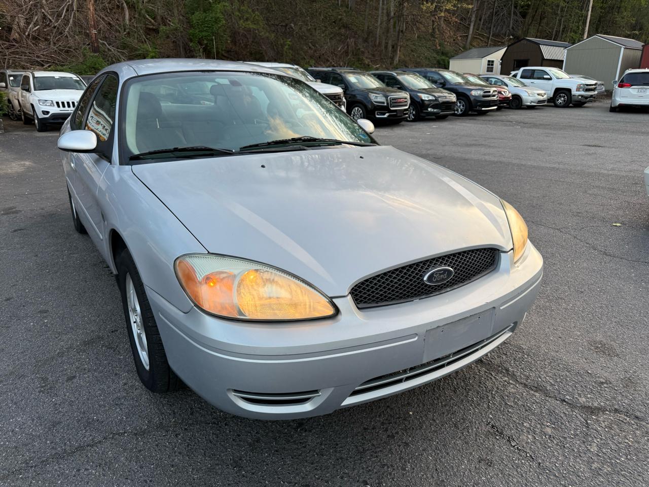 Ford Taurus 4dr Sdn SES 2004