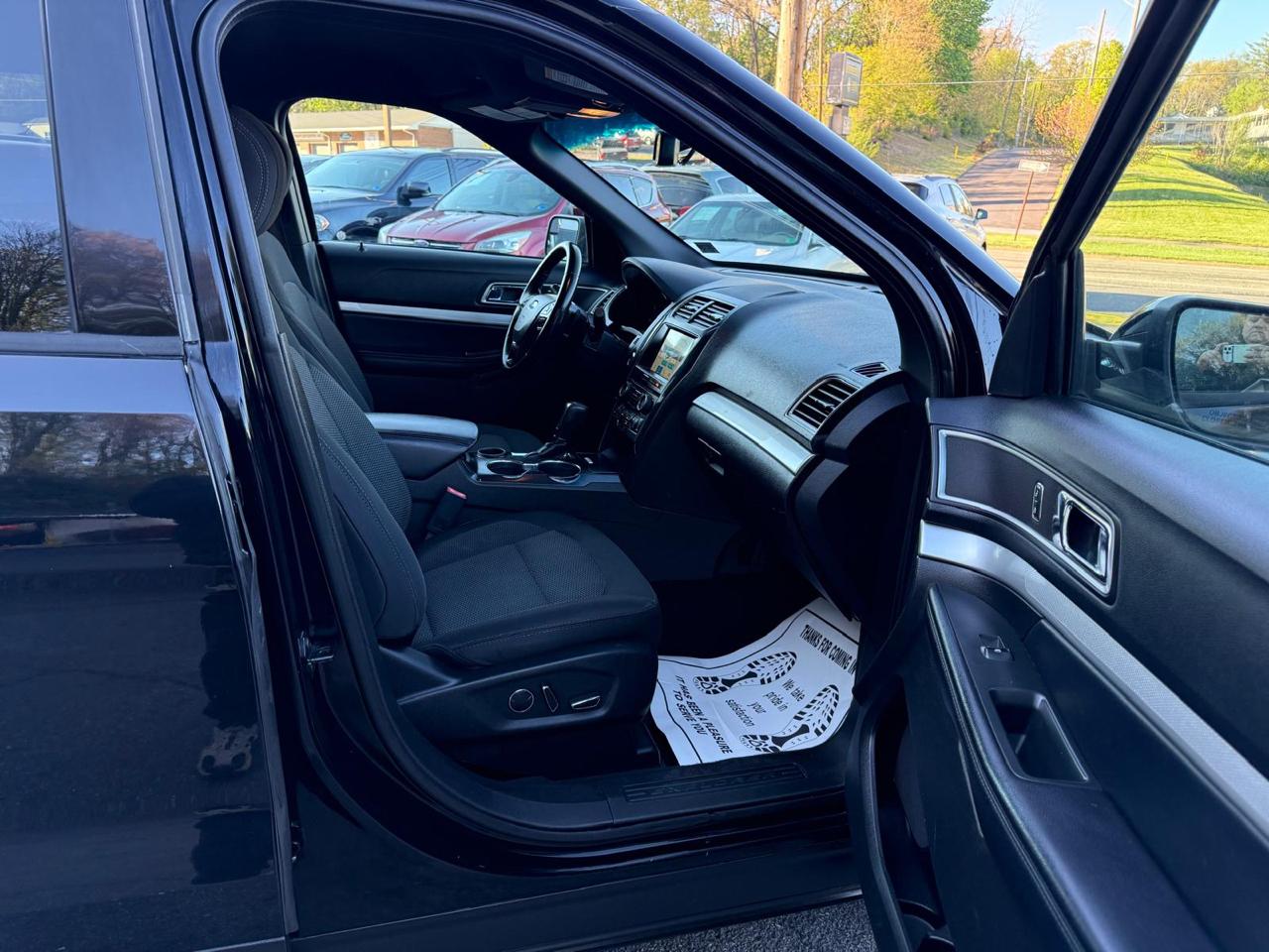 Ford Explorer XLT FWD 2017