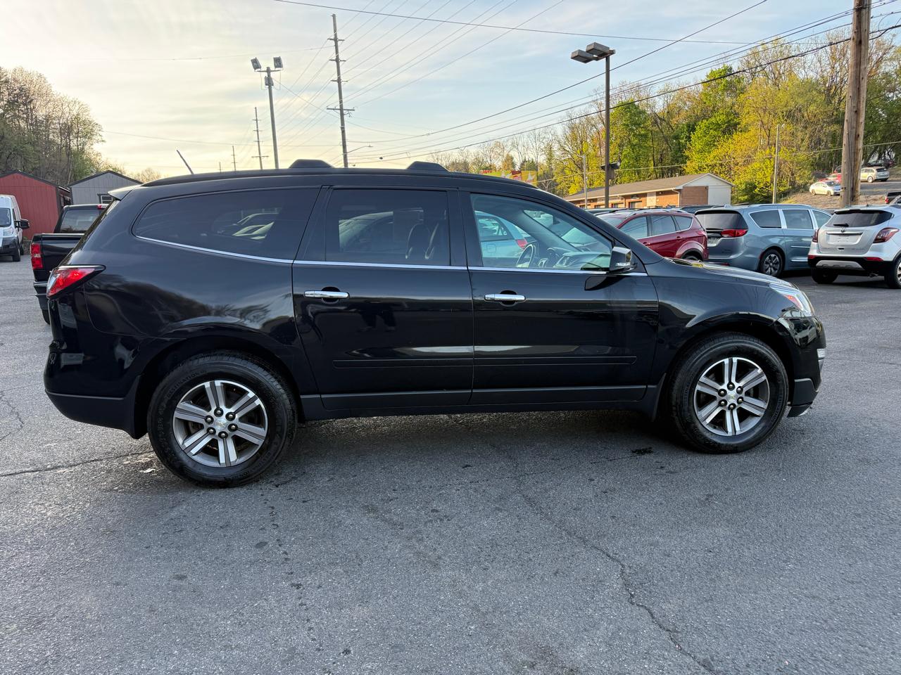 Chevrolet Traverse AWD 4dr LT w/2LT 2017