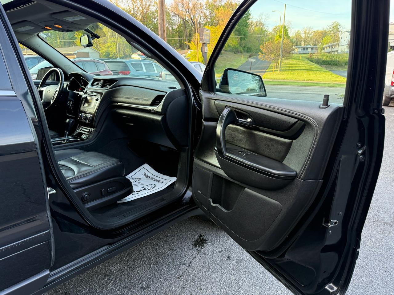 Chevrolet Traverse AWD 4dr LT w/2LT 2017