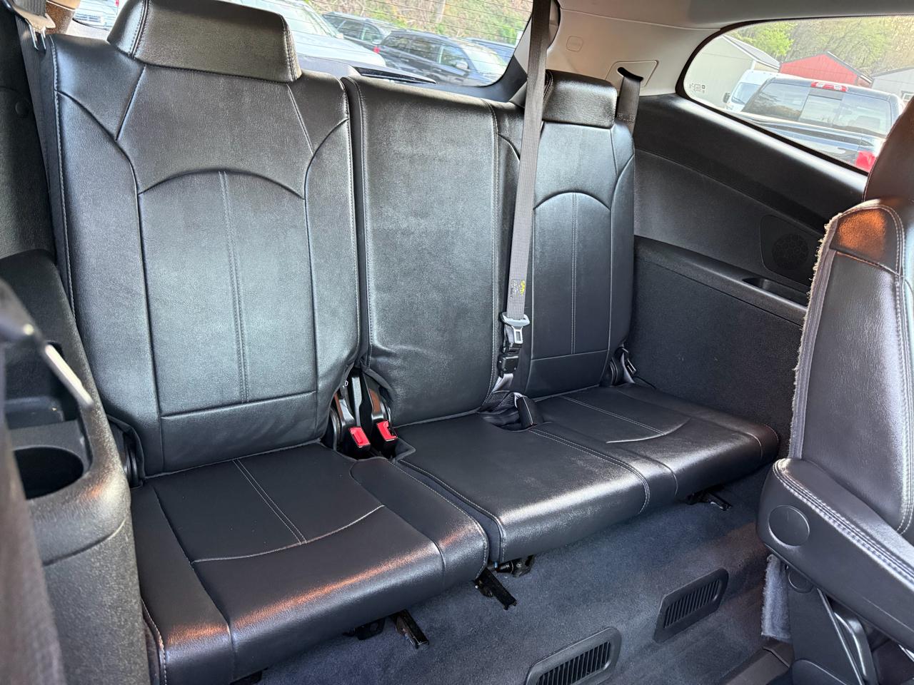 Chevrolet Traverse AWD 4dr LT w/2LT 2017