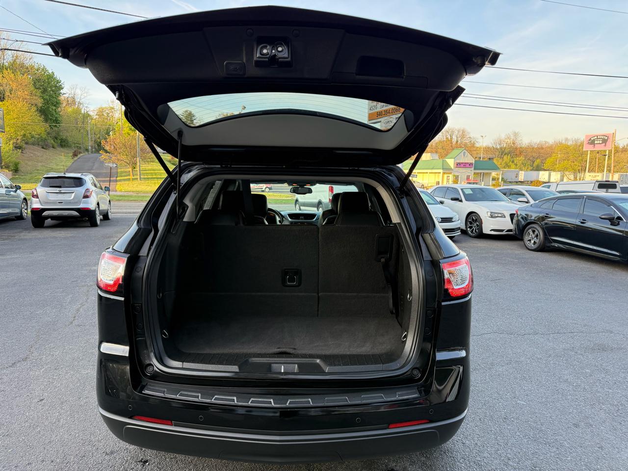 Chevrolet Traverse AWD 4dr LT w/2LT 2017