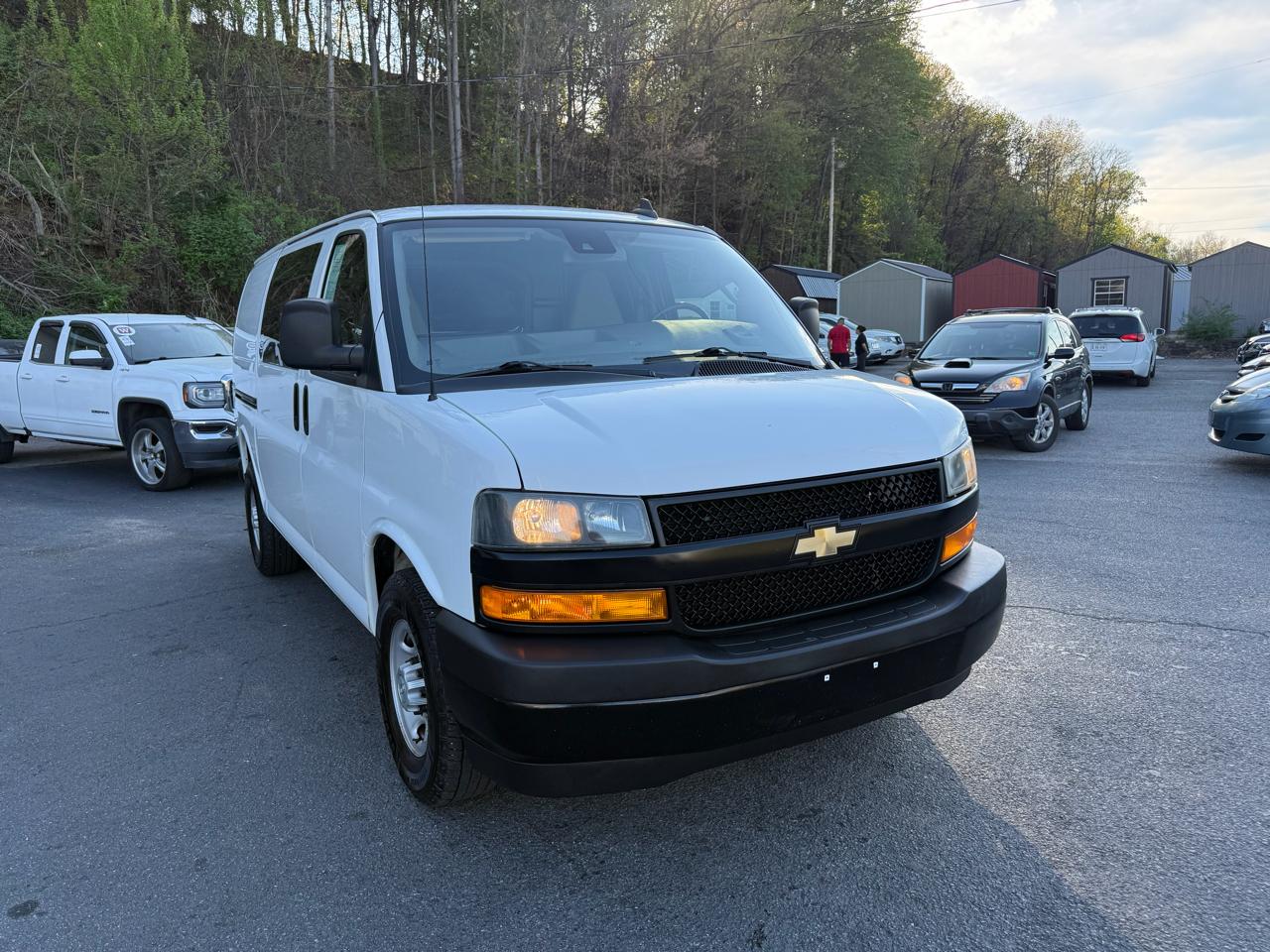 Chevrolet Express Cargo Van RWD 2500 135" 2019