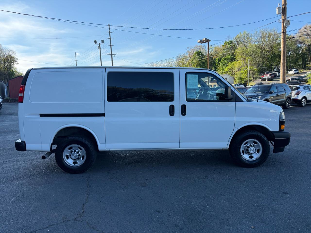 Chevrolet Express Cargo Van RWD 2500 135" 2019