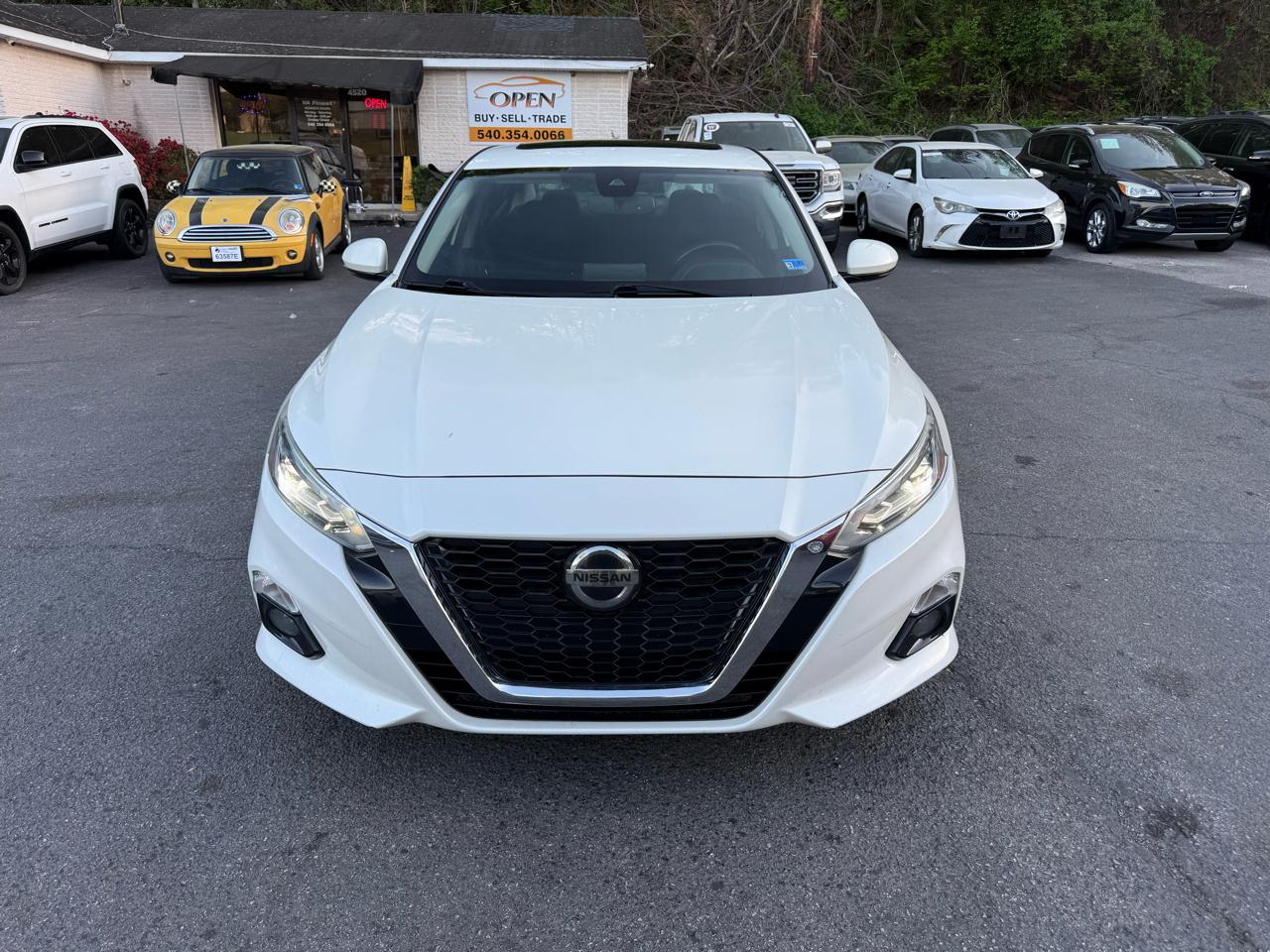 Nissan Altima 2.5 SV Sedan 2019
