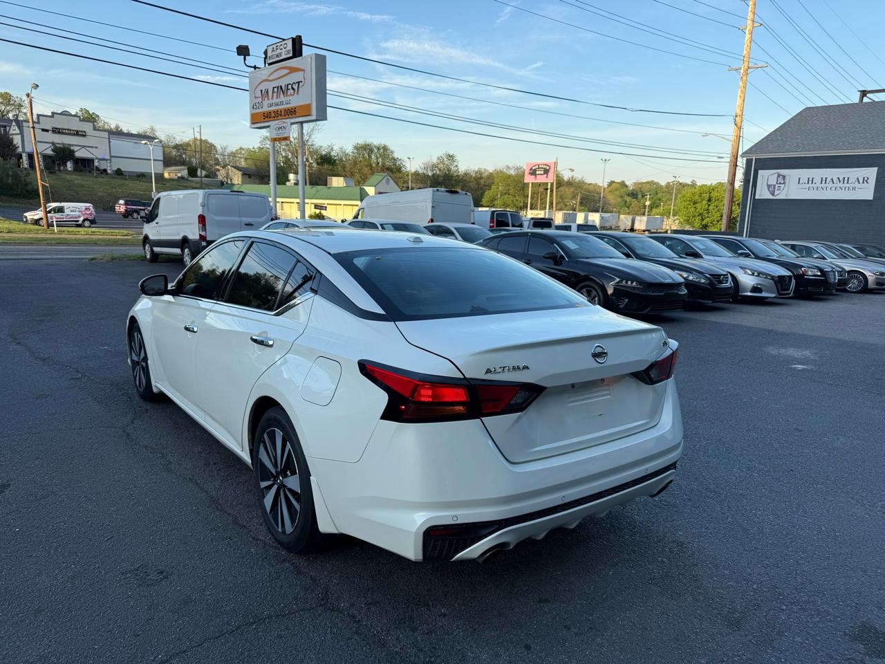 Nissan Altima 2.5 SV Sedan 2019
