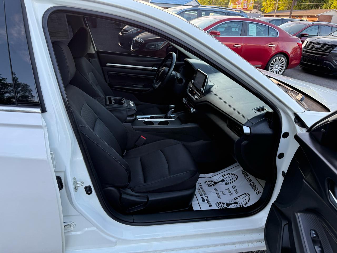 Nissan Altima 2.5 SV Sedan 2019