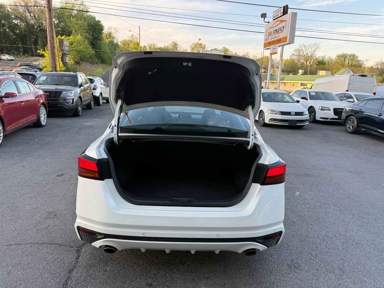 Nissan Altima 2.5 SV Sedan 2019