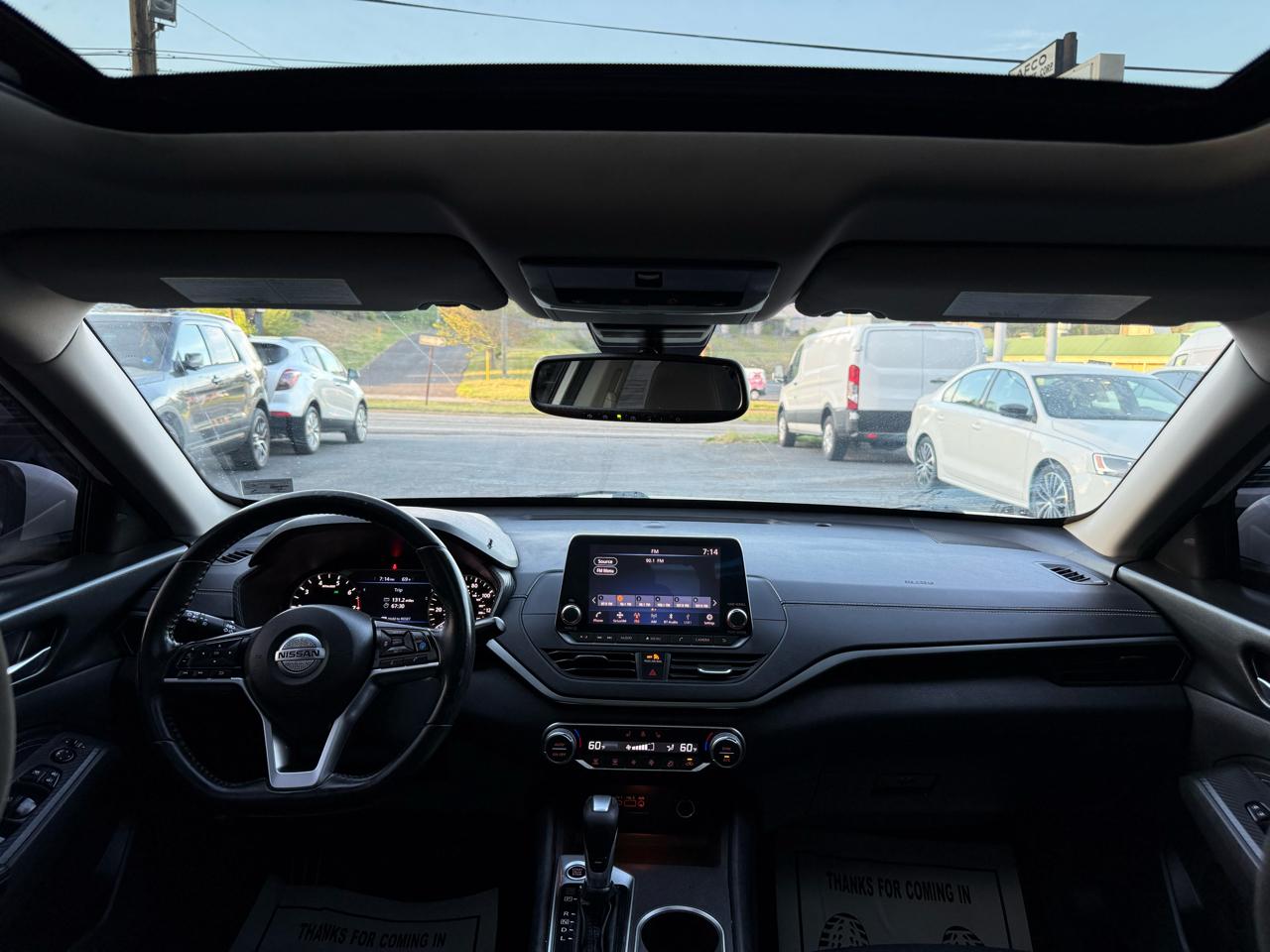 Nissan Altima 2.5 SV Sedan 2019