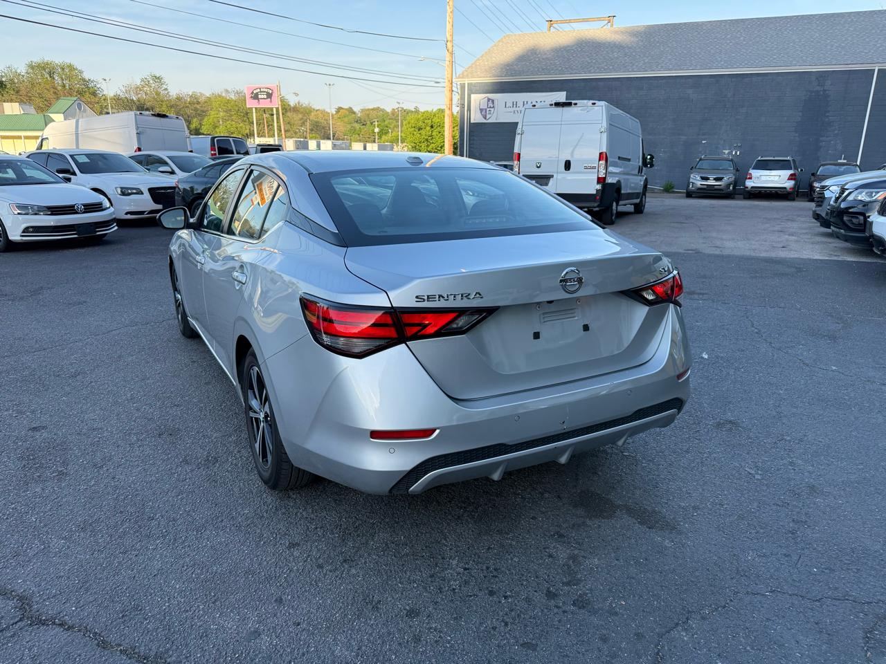 Nissan Sentra SV CVT 2021