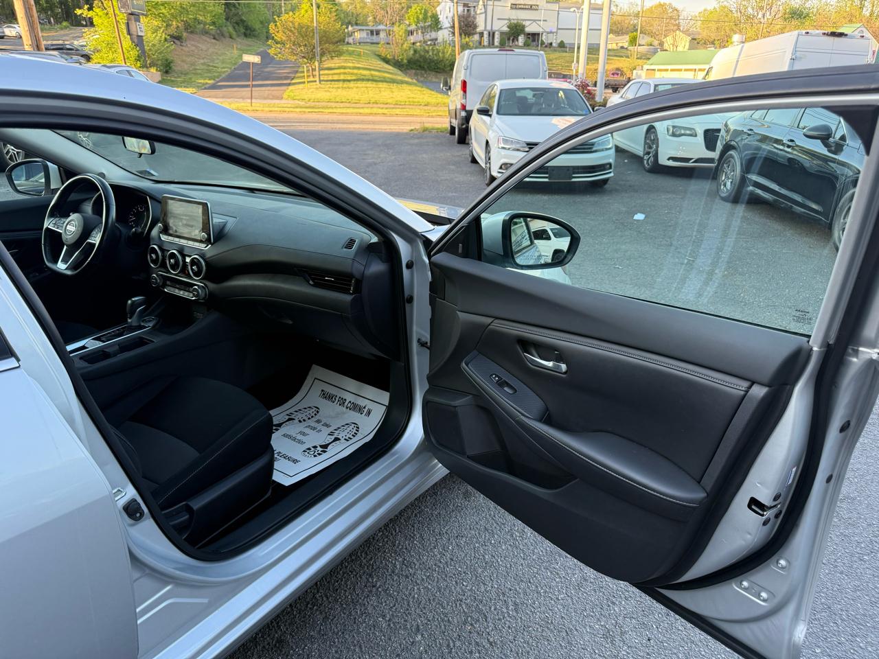Nissan Sentra SV CVT 2021