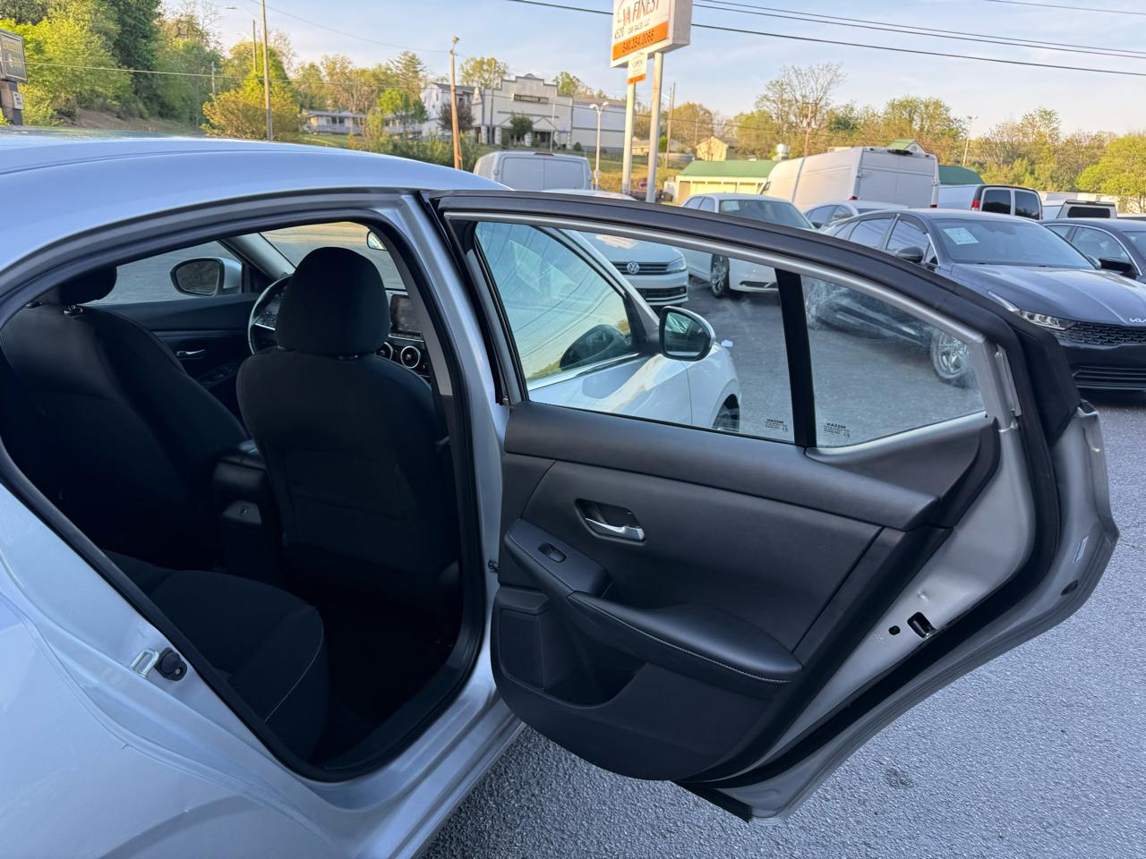 Nissan Sentra SV CVT 2021