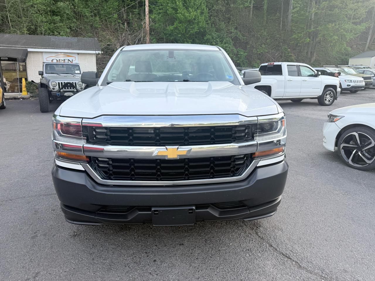 Chevrolet Silverado 1500 2WD Reg Cab 133.0" Work Truck 2016