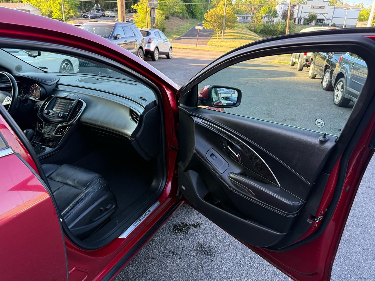 Buick LaCrosse 4dr Sdn Premium II FWD 2014