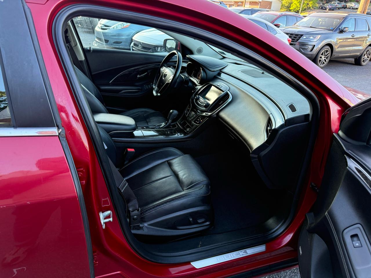 Buick LaCrosse 4dr Sdn Premium II FWD 2014