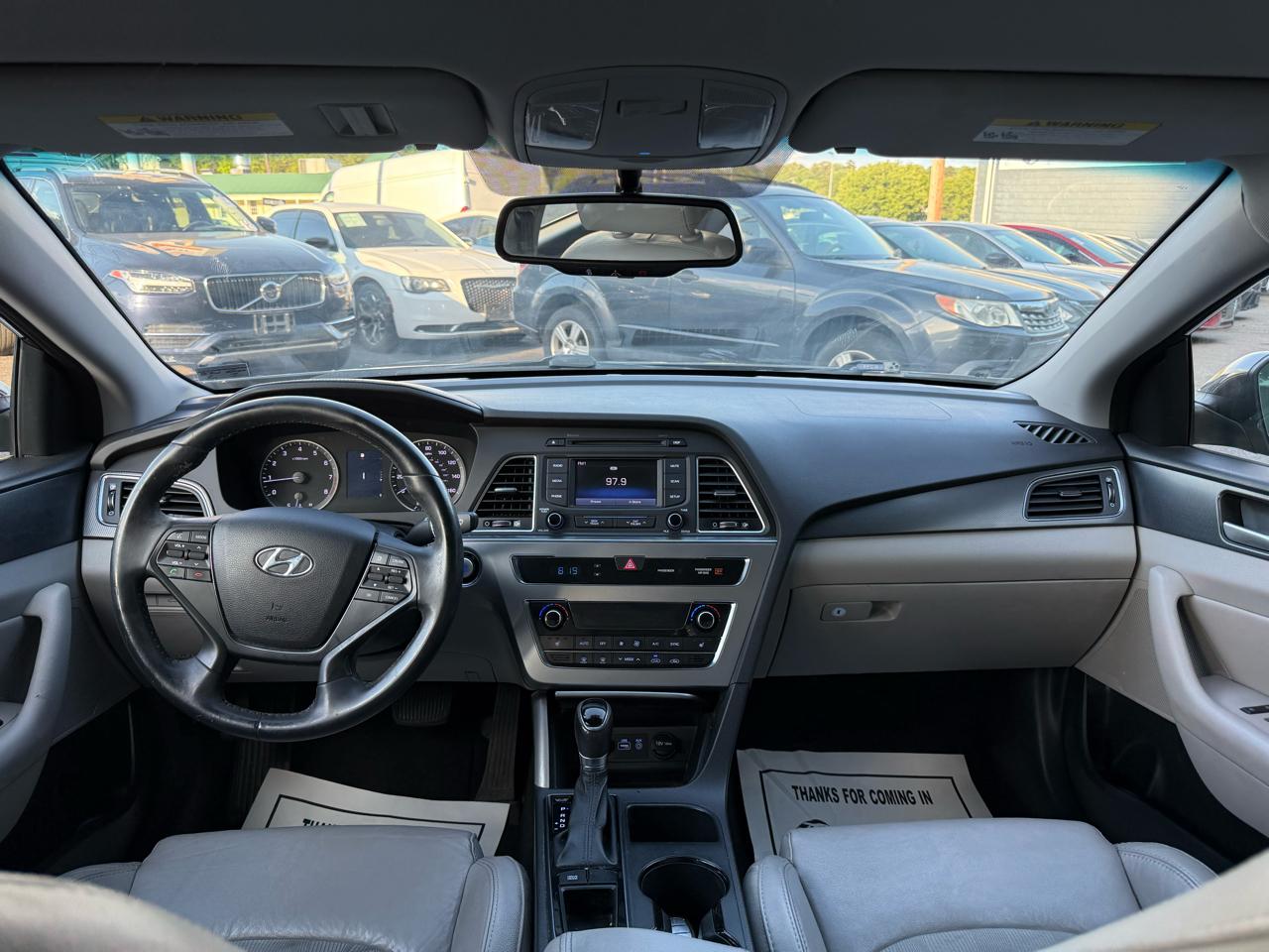 Hyundai Sonata 4dr Sdn 2.4L Sport PZEV 2015