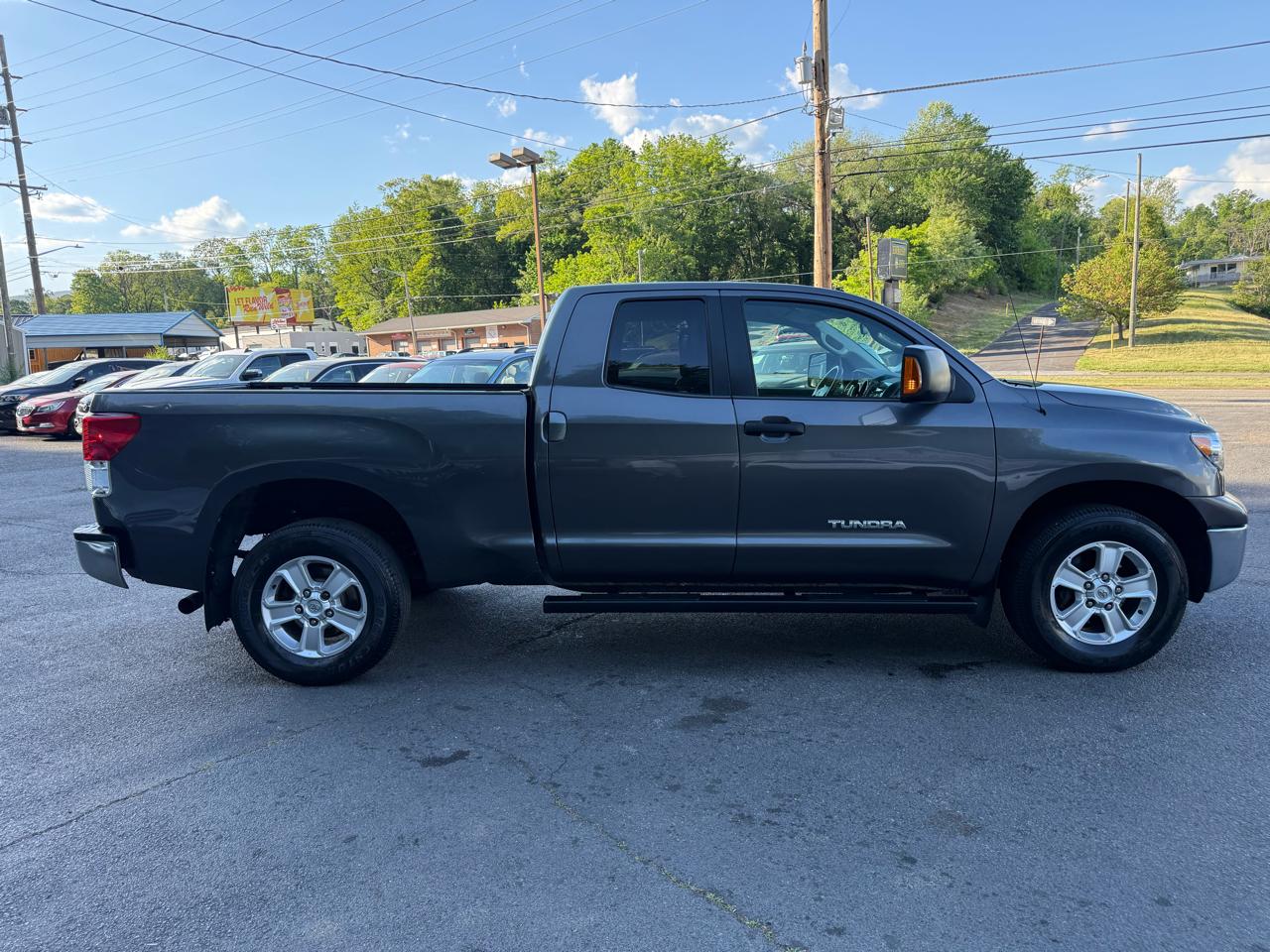 Toyota Tundra 2WD Truck Double Cab 4.6L V8 6-Spd AT (Natl) 2012