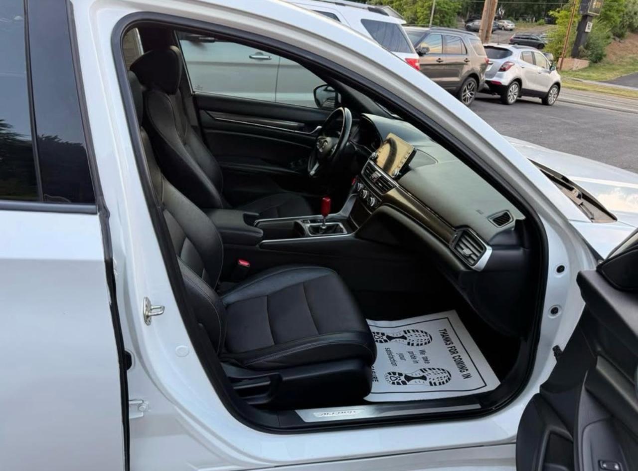 Honda Accord Sedan Sport 2.0T Manual 2019