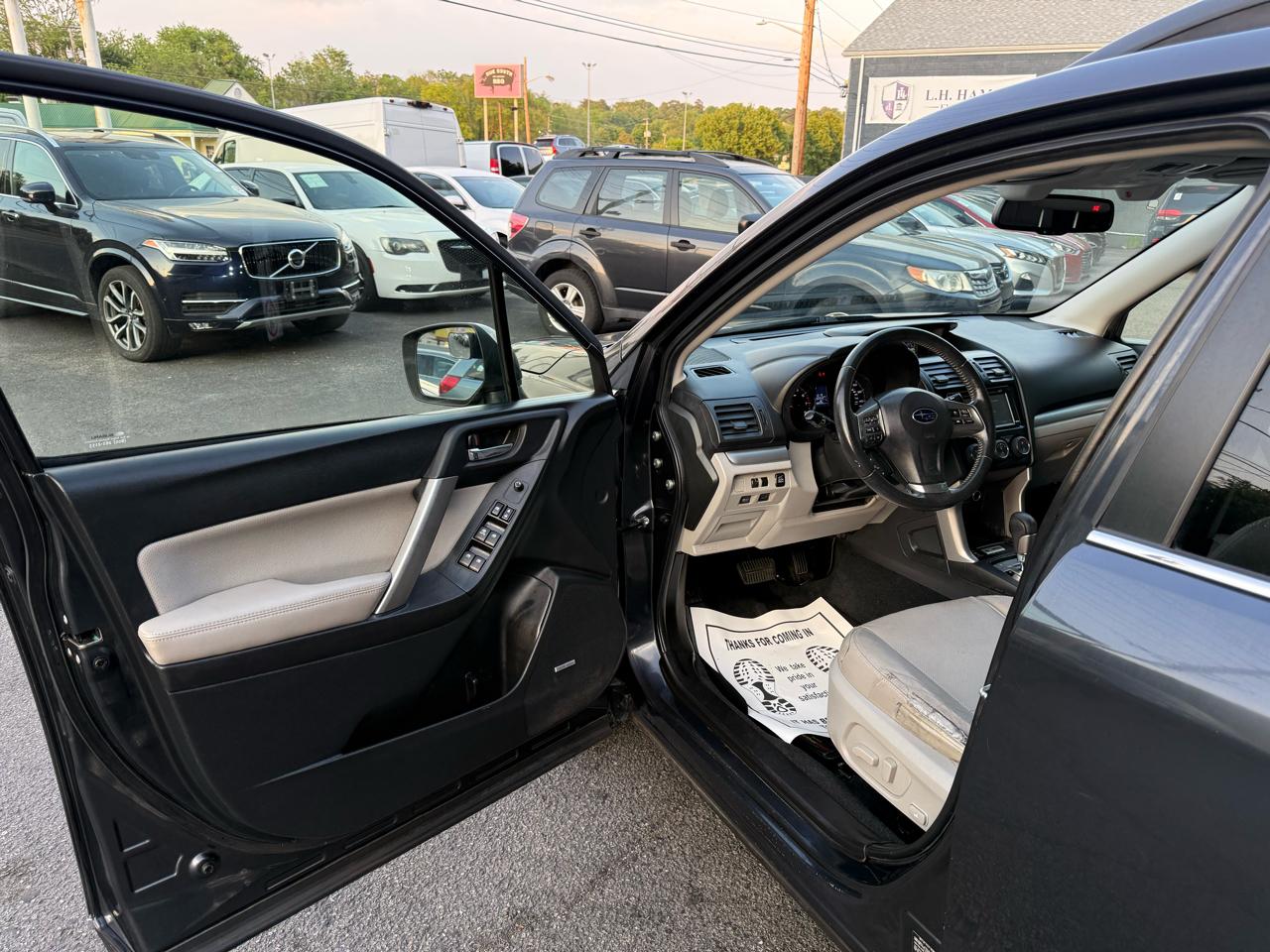 Subaru Forester 4dr Auto 2.5i Touring PZEV 2014