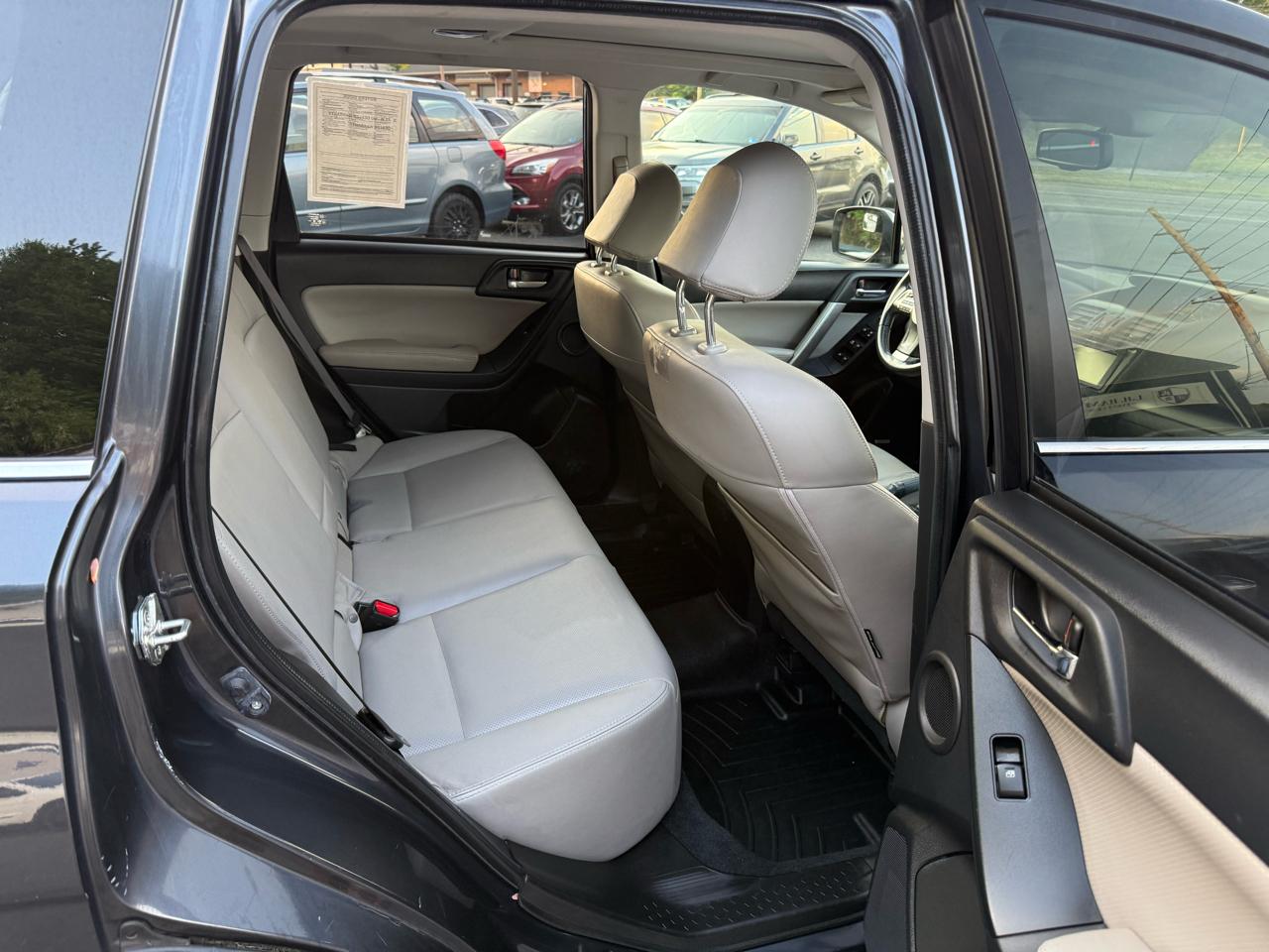 Subaru Forester 4dr Auto 2.5i Touring PZEV 2014