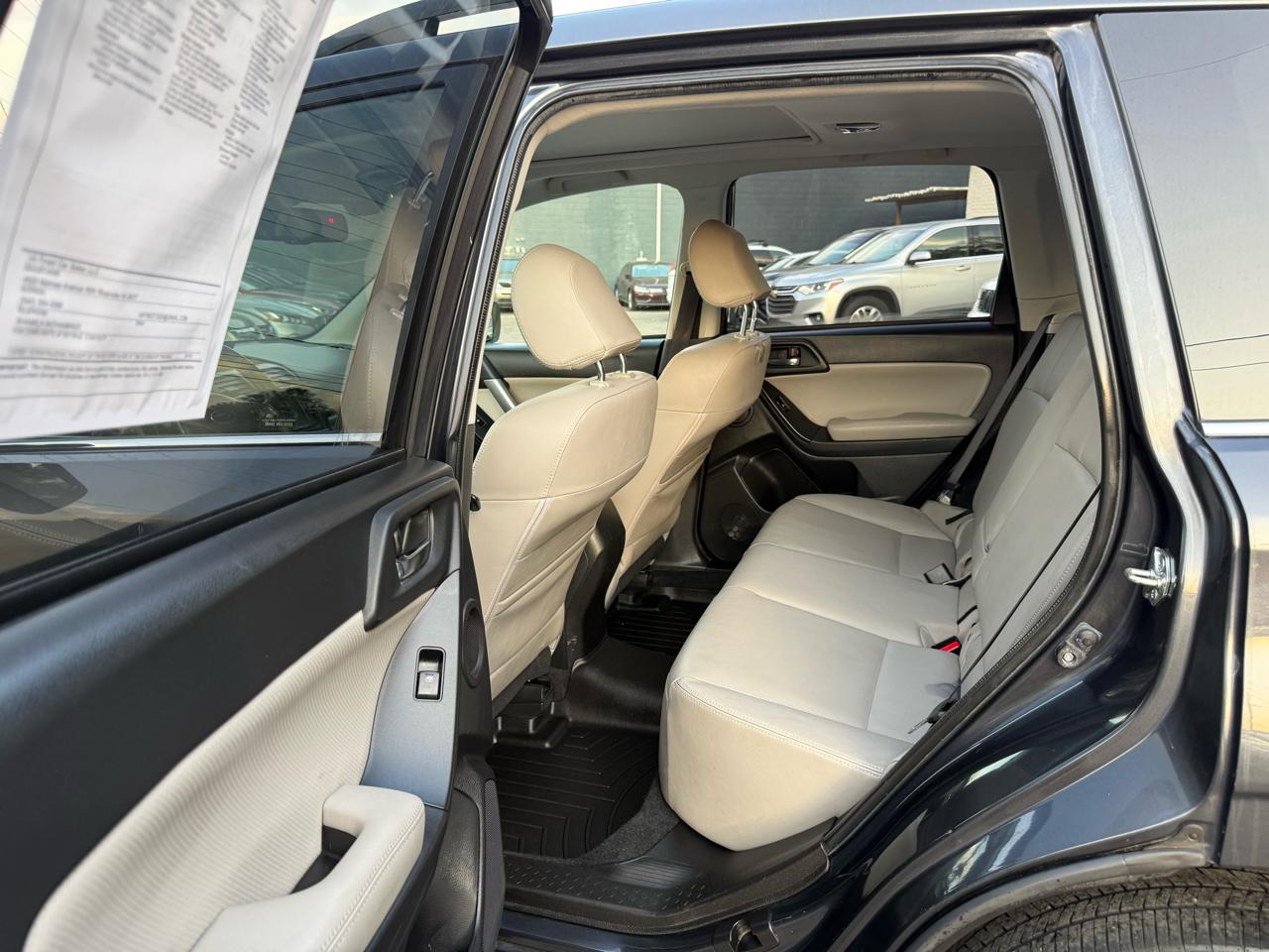 Subaru Forester 4dr Auto 2.5i Touring PZEV 2014