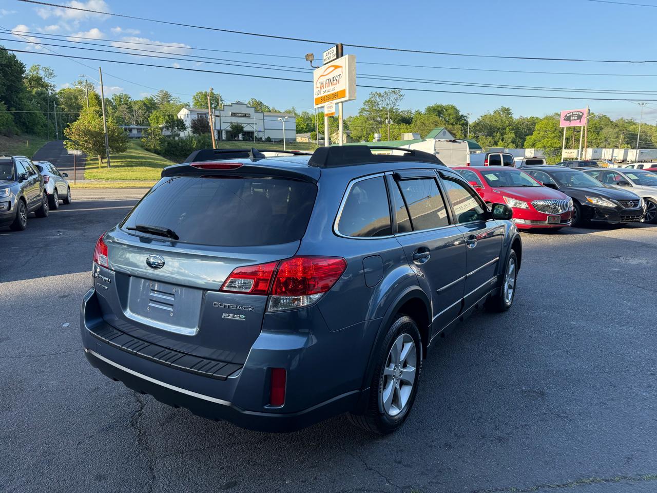 Subaru Outback 4dr Wgn H4 Auto 2.5i Premium 2014