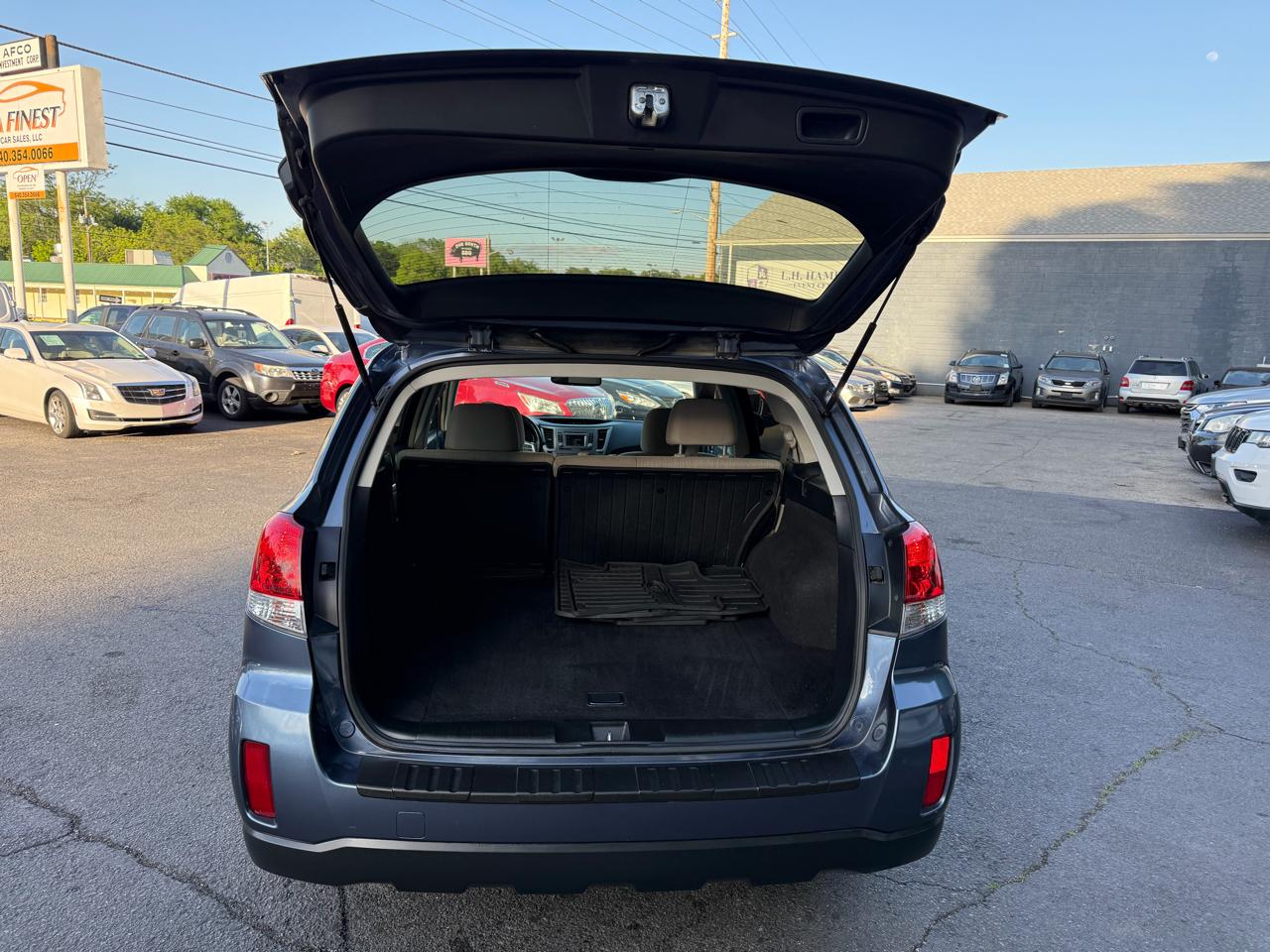 Subaru Outback 4dr Wgn H4 Auto 2.5i Premium 2014