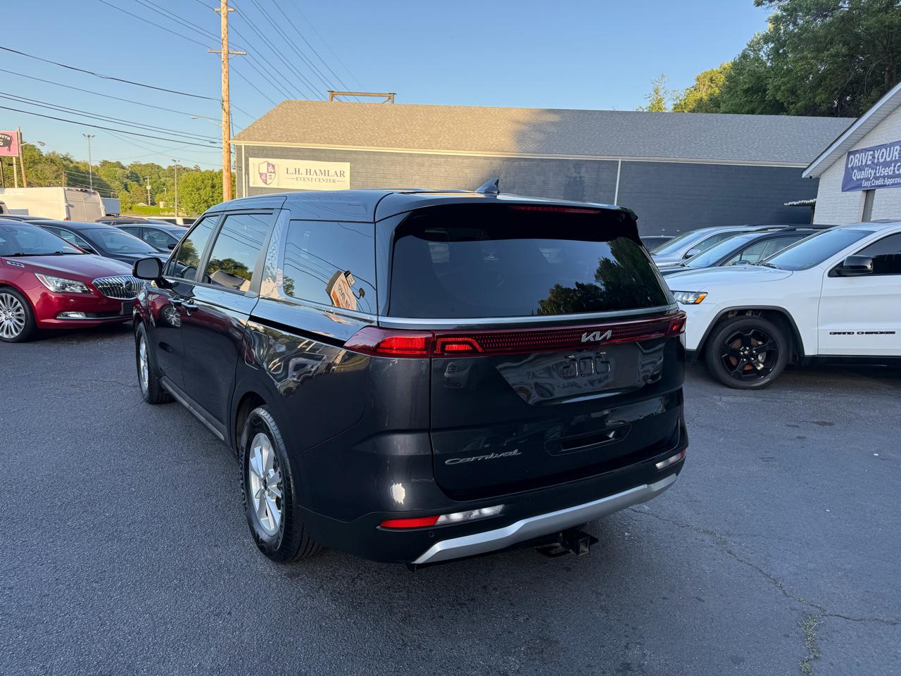 Kia Carnival LX FWD 2022