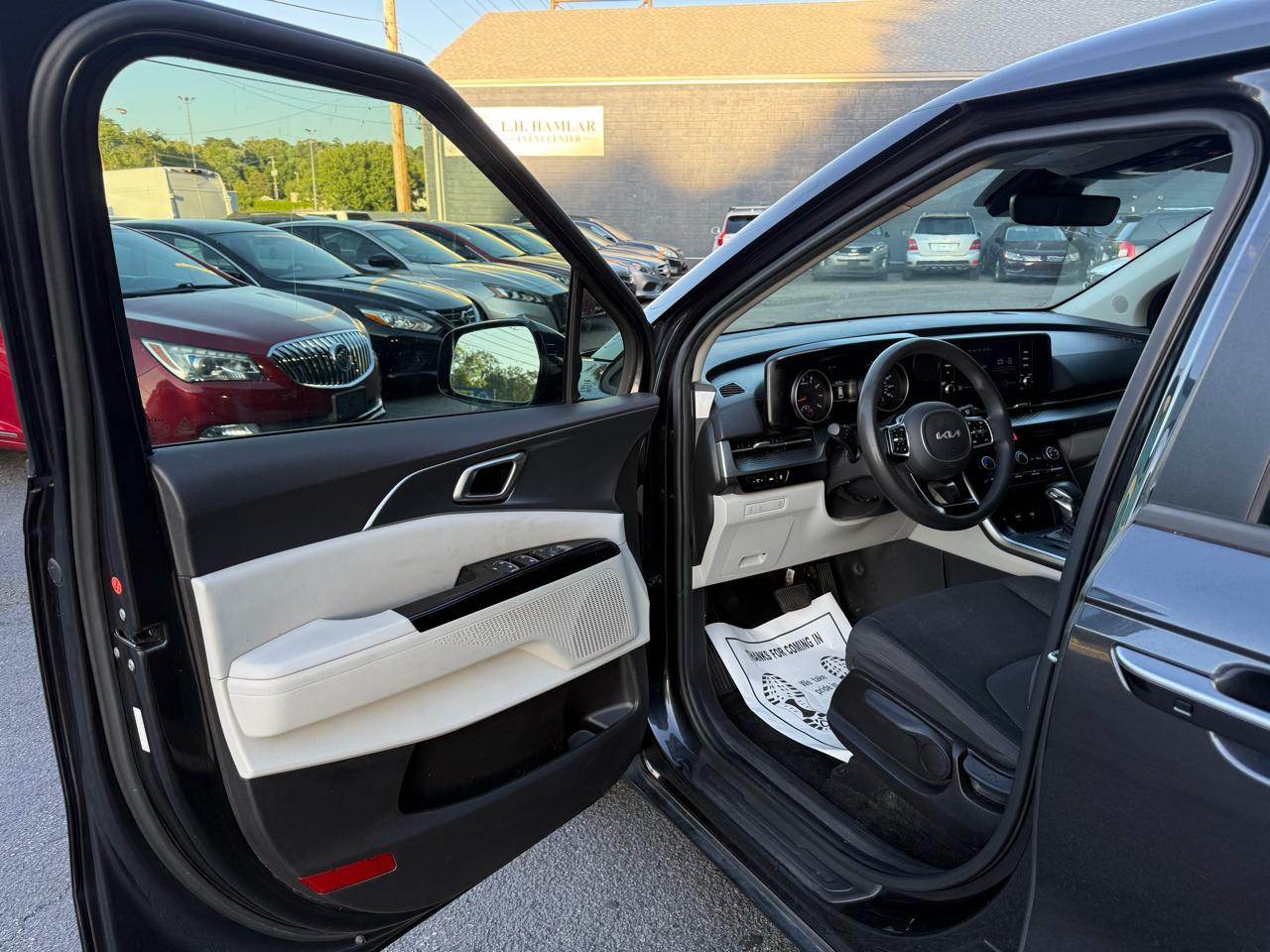 Kia Carnival LX FWD 2022