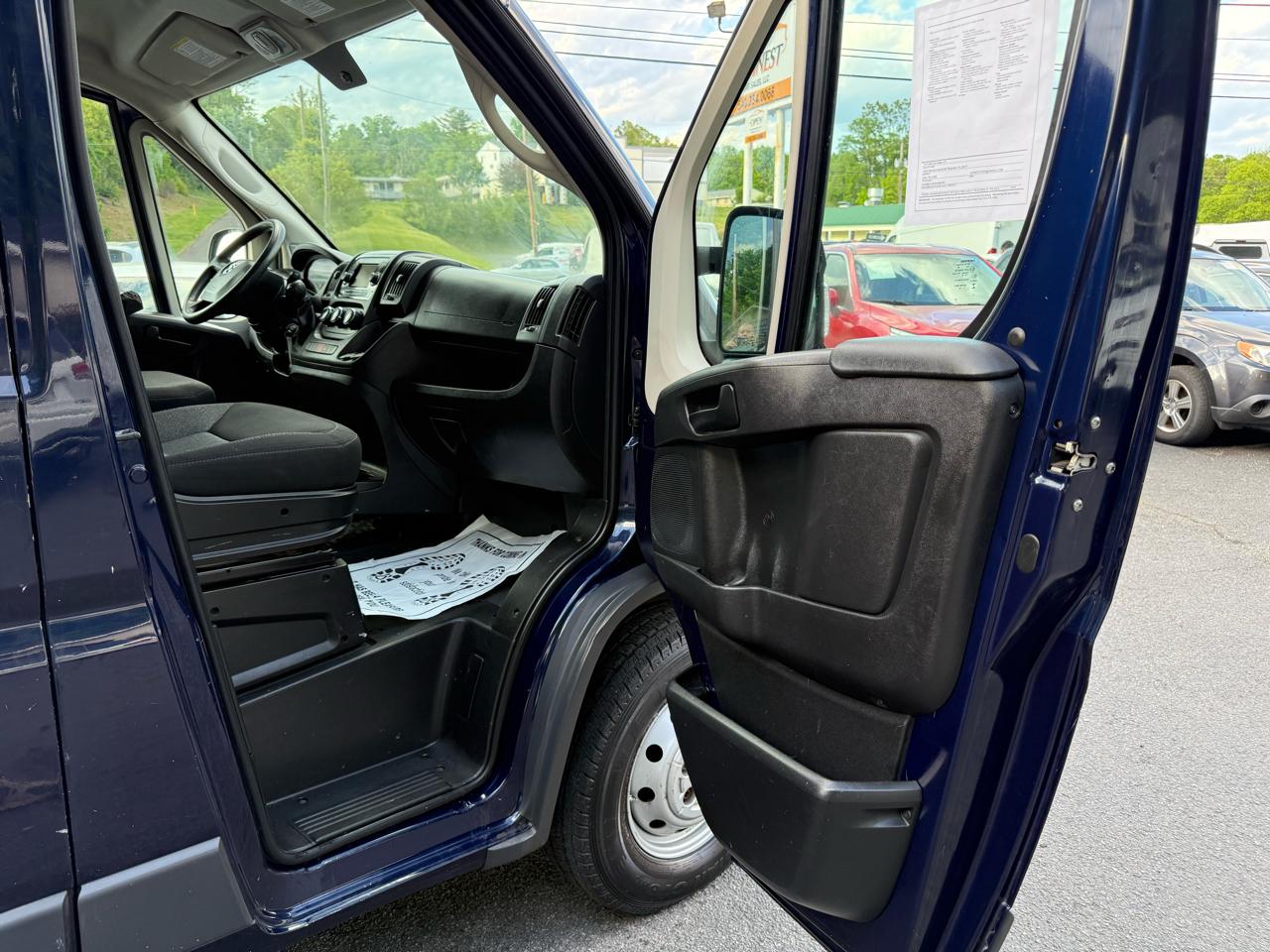 RAM ProMaster Cargo Van 1500 Low Roof 136" WB 2018