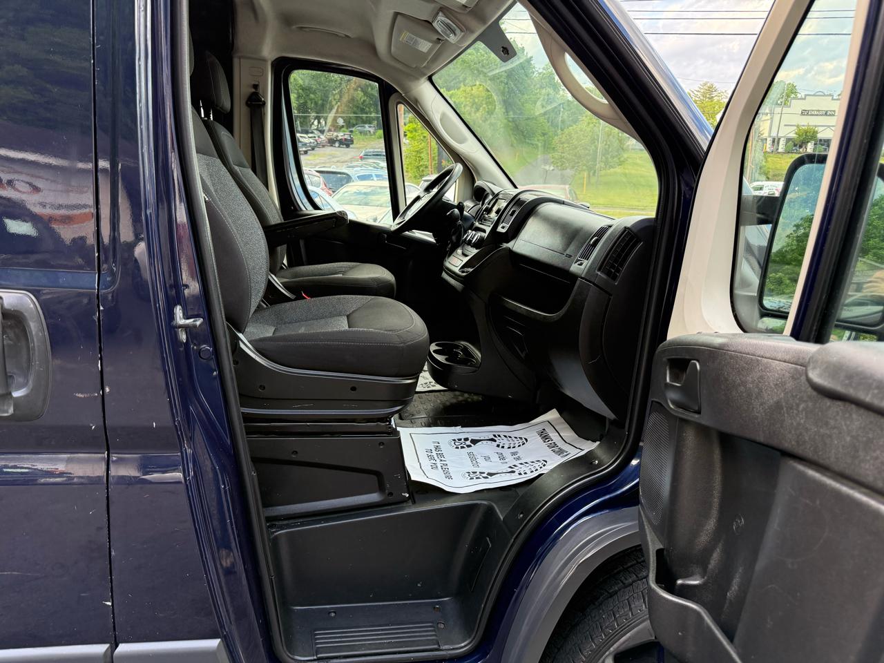 RAM ProMaster Cargo Van 1500 Low Roof 136" WB 2018