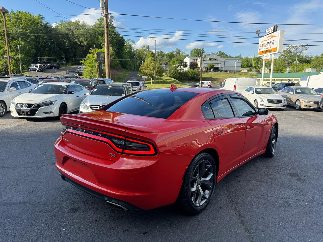 Dodge Charger 4dr Sdn R/T RWD 2016