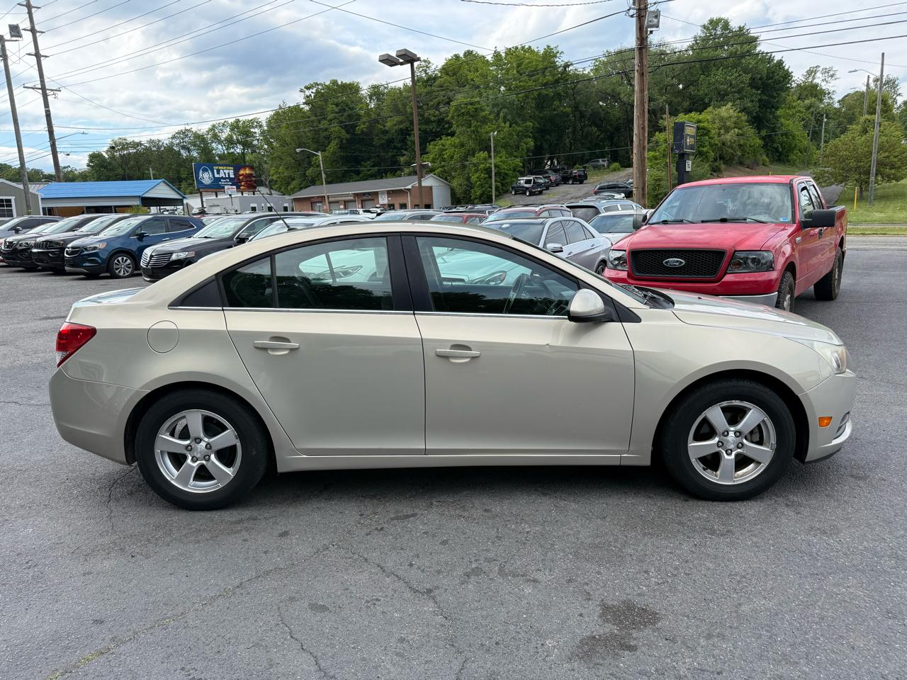 Chevrolet Cruze 4dr Sdn LT w/1FL 2012