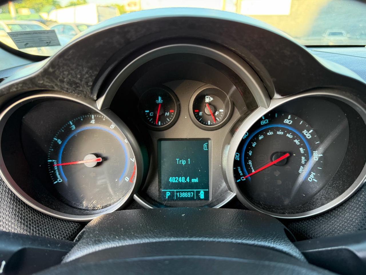 Chevrolet Cruze 4dr Sdn LT w/1LT 2011