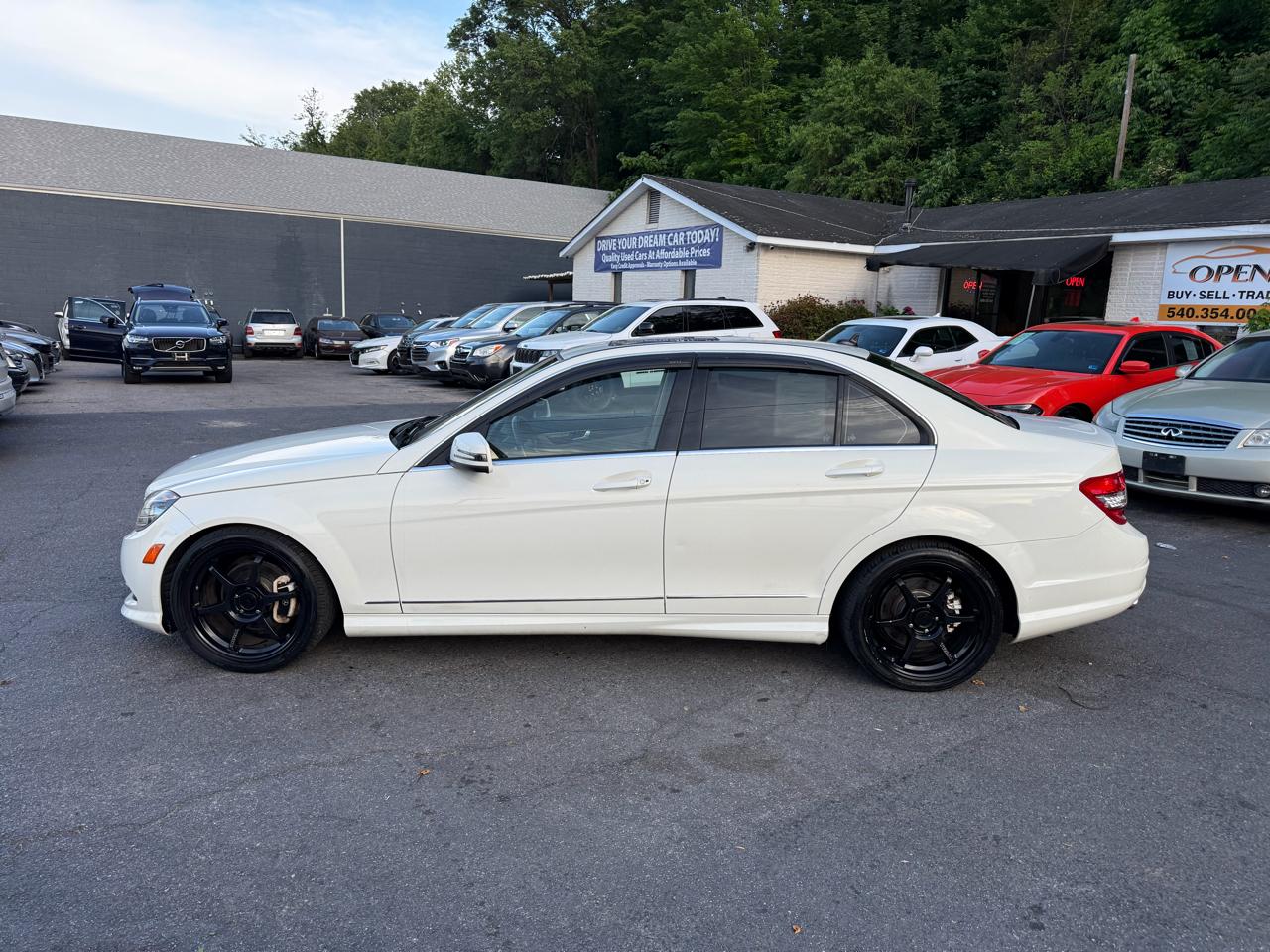 Mercedes-Benz C-Class 4dr Sdn C 300 Sport 4MATIC 2011