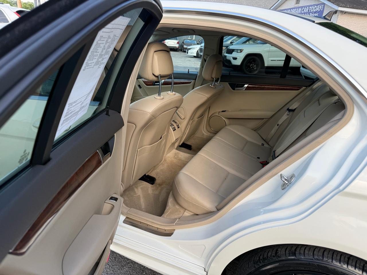 Mercedes-Benz C-Class 4dr Sdn C 300 Sport 4MATIC 2011