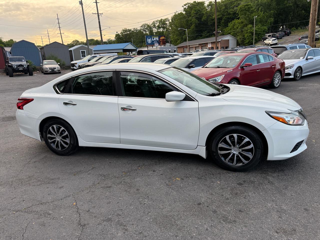 Nissan Altima 2.5 S Sedan 2017