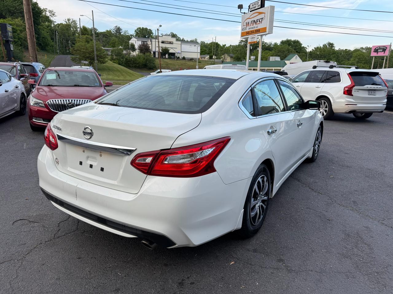 Nissan Altima 2.5 S Sedan 2017