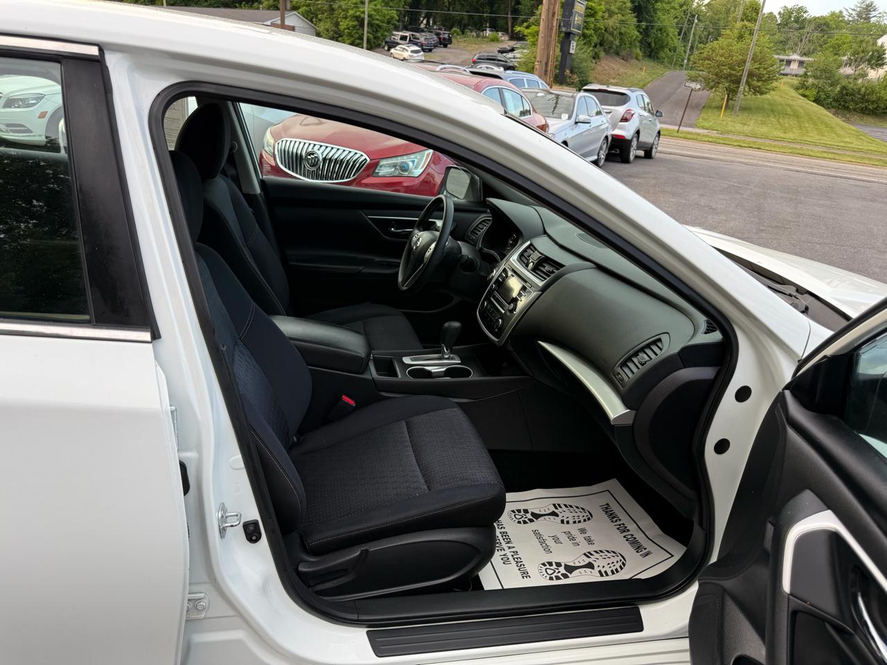 Nissan Altima 2.5 S Sedan 2017