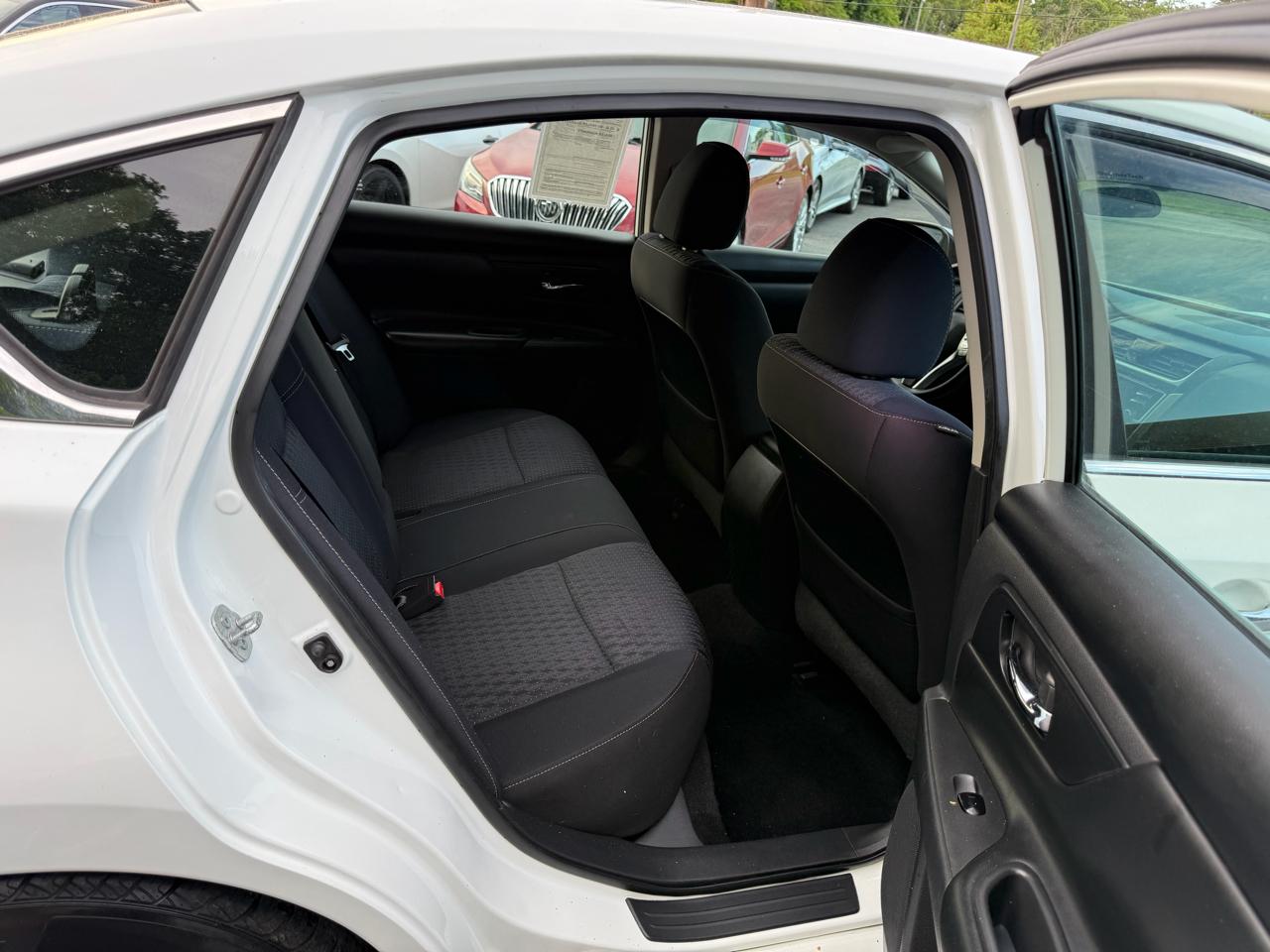 Nissan Altima 2.5 S Sedan 2017