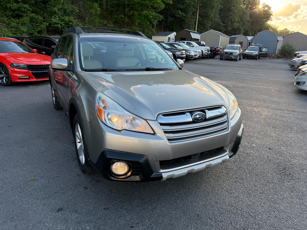 Subaru Outback 4dr Wgn H4 Auto 2.5i Limited 2014
