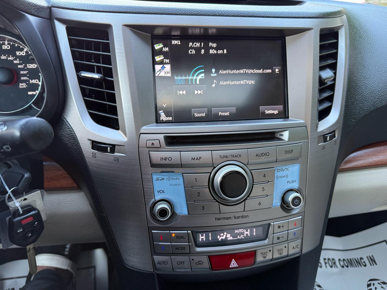 Subaru Outback 4dr Wgn H4 Auto 2.5i Limited 2014