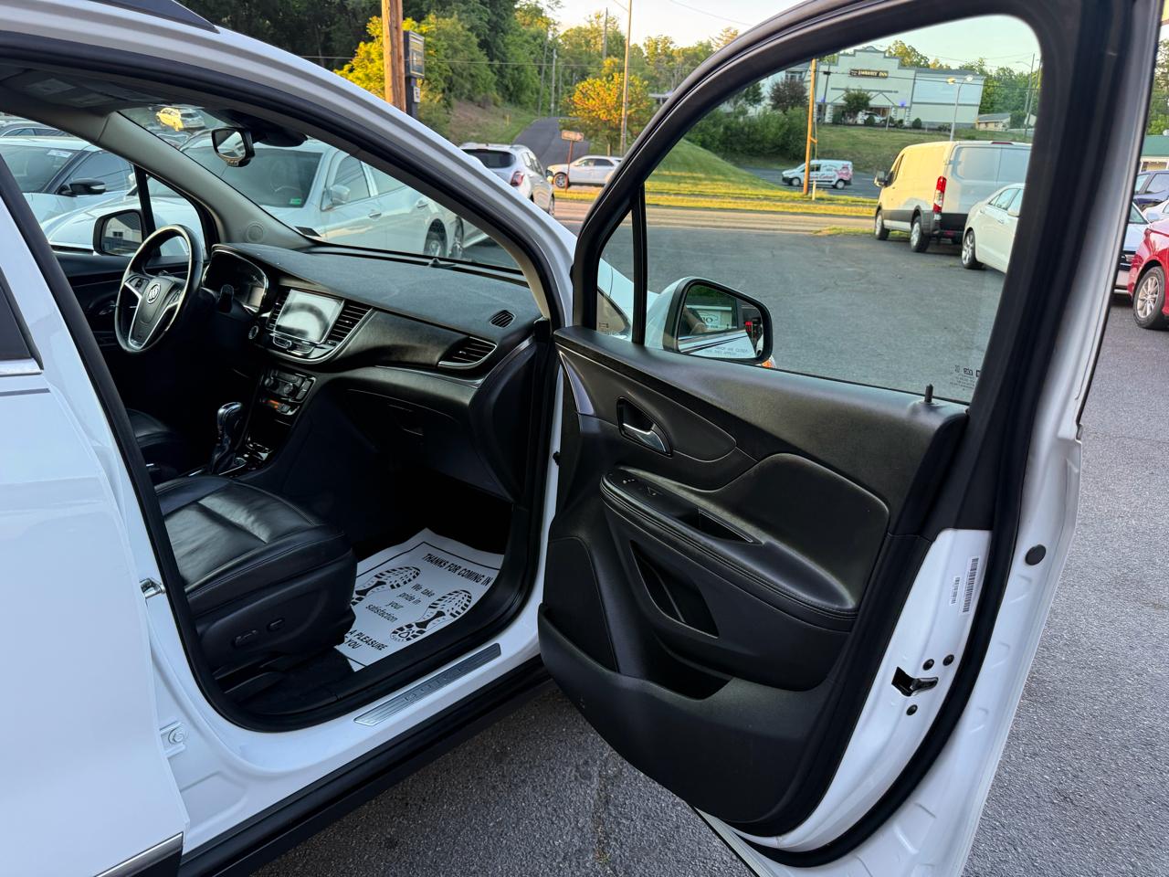Buick Encore FWD 4dr Essence 2020