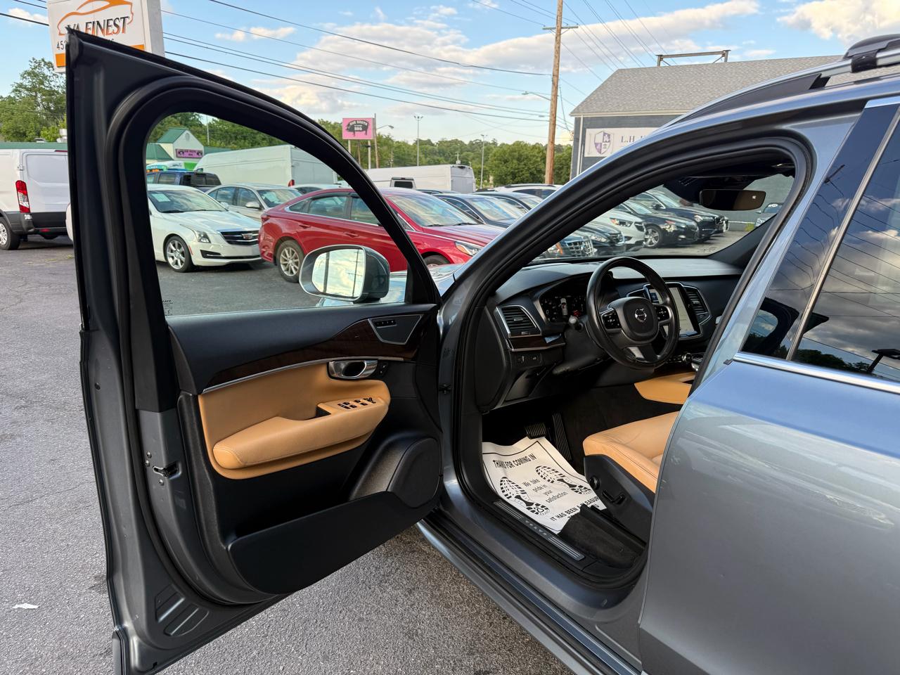 Volvo XC90 T6 AWD Momentum 2019