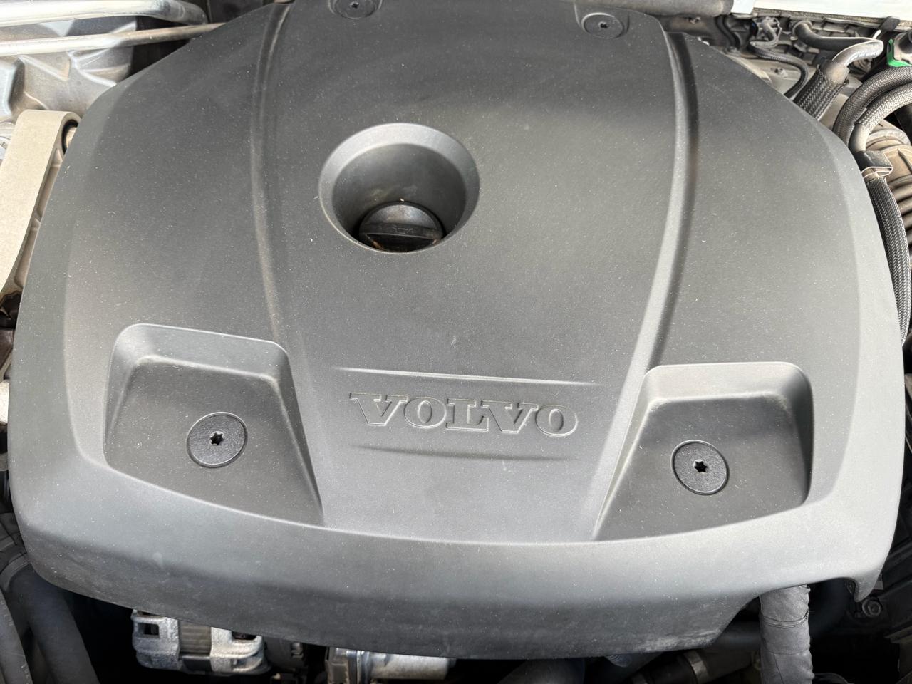 Volvo XC90 T6 AWD Momentum 2019