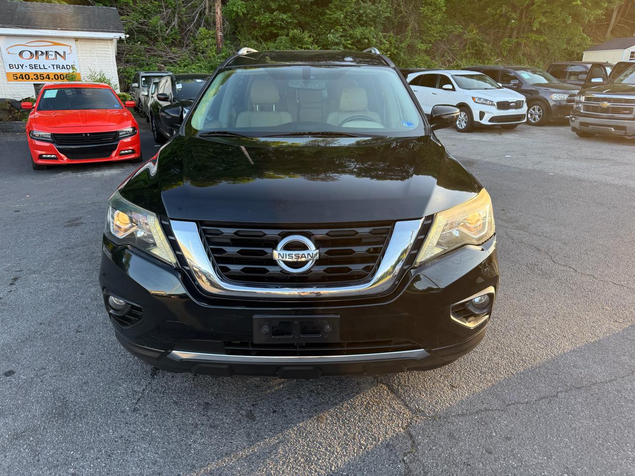 Nissan Pathfinder FWD SV 2017
