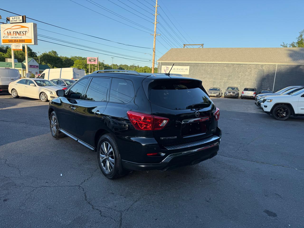 Nissan Pathfinder FWD SV 2017